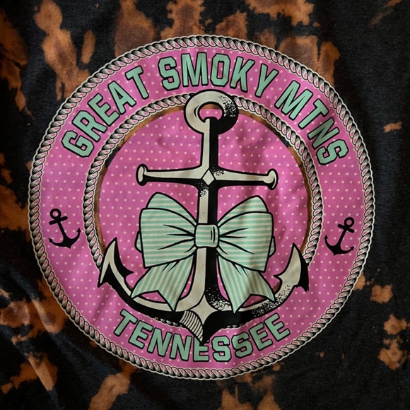 Great Smoky Mountain bleach dyed T shirt - Picture 3 of 3
